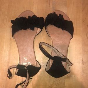 Black Flower Sandals